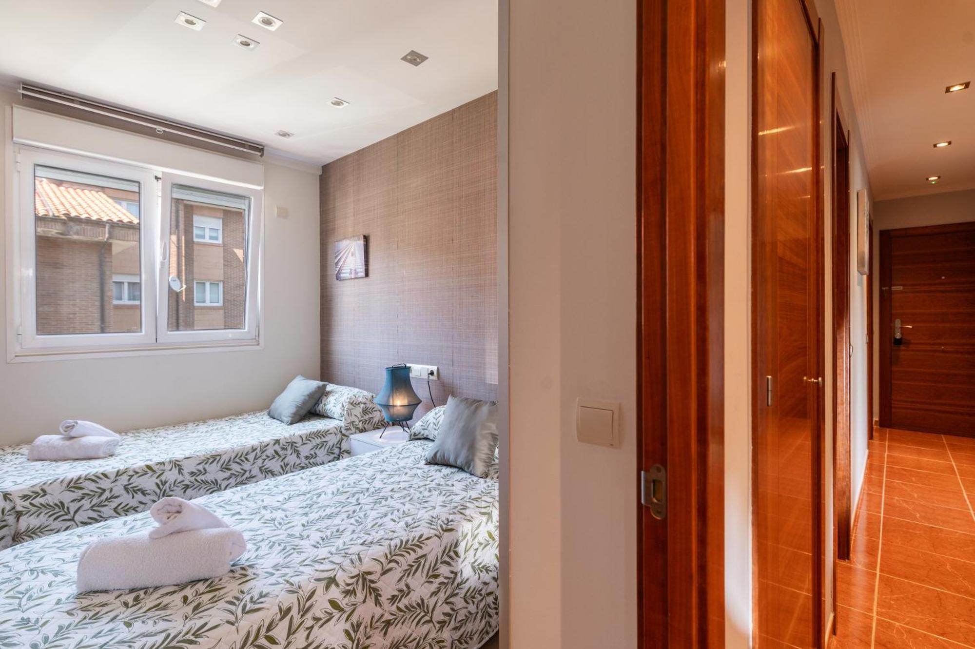 Marina, Apartamento A 900 M De La Playa En Llanes Vut-2725-As Ngoại thất bức ảnh